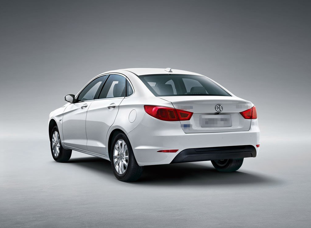 融入互联网生活,又一款智能汽车问世,北汽新能源 eu260 乐享版