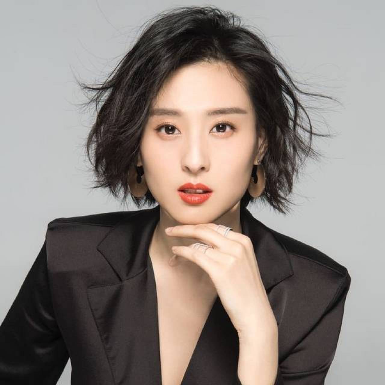 演员曹磊和演员郭彤彤的婚外恋情