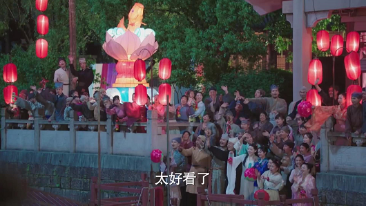 小女花不弃:柳青芜蒙面跳舞巨美,七王爷晕倒,她的举动将其唤醒