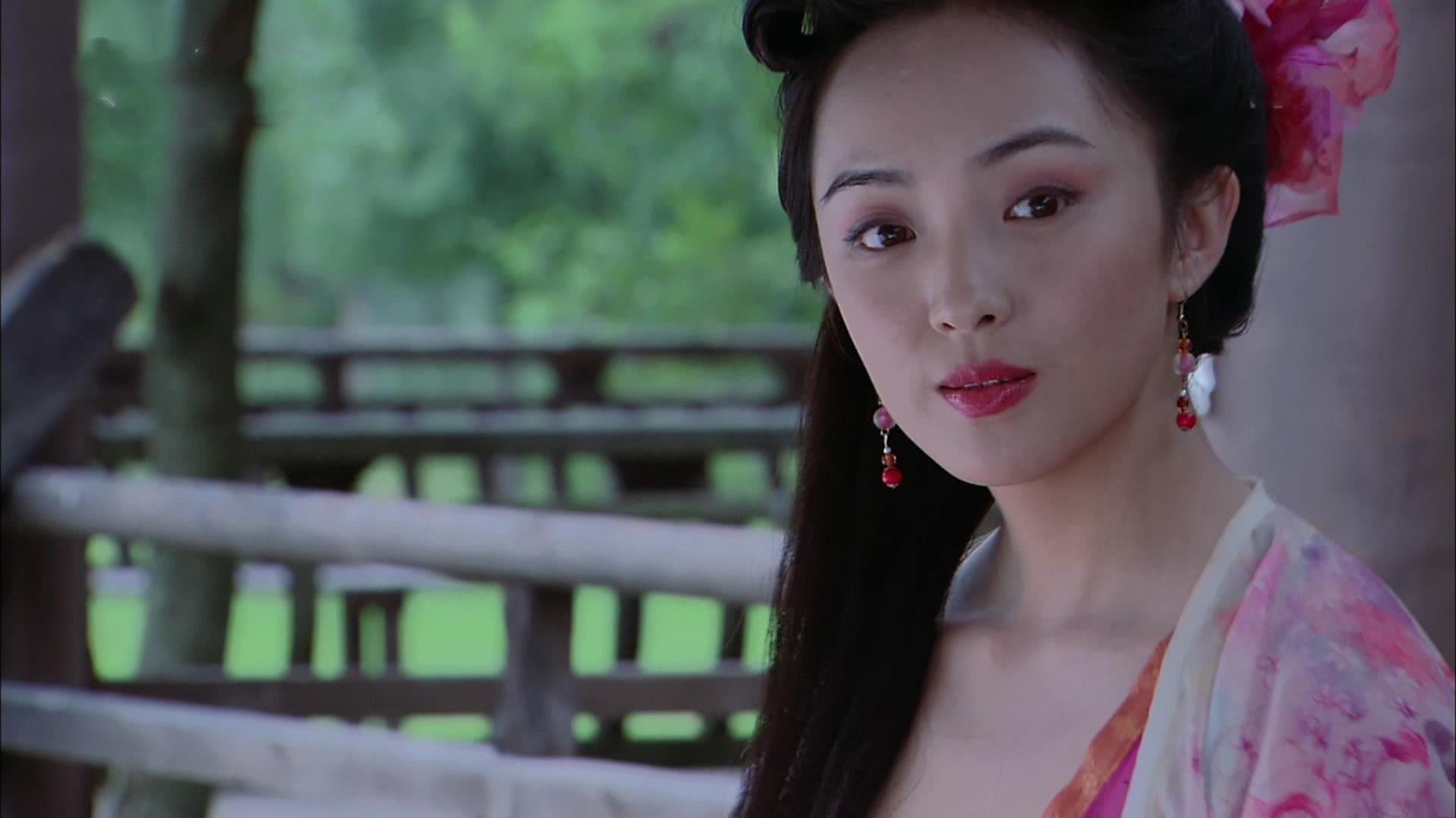 难怪《仙剑3》的万玉枝眼熟,她还演过《火凤凰》,怪我眼拙!