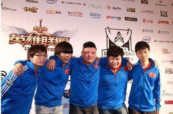 英雄联盟:joker爆料s3皇族解散的真正原因,原来是如此的简单!