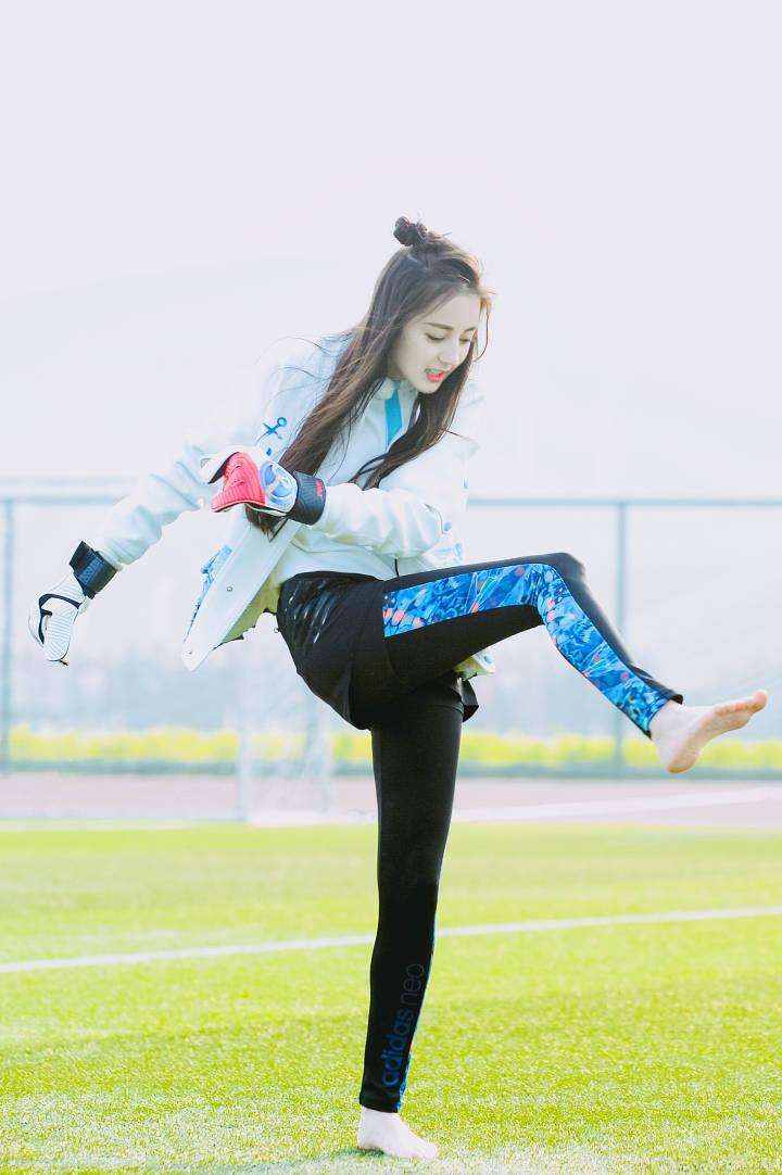 七位女星的运动美照,刘涛拳击太彪悍,赵丽颖骑单车太娇美