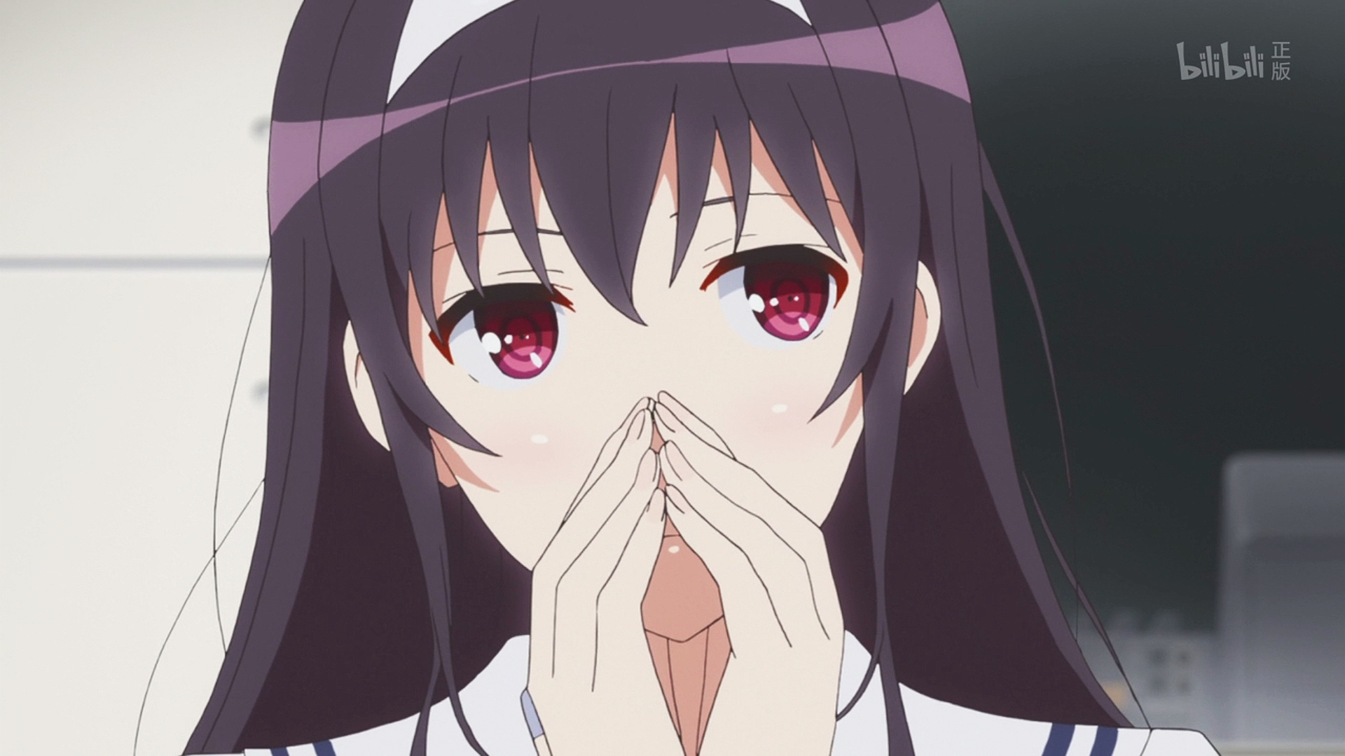 《路人女主的养成方法》中的霞之丘诗羽是安艺伦也的学姐,在学校里是