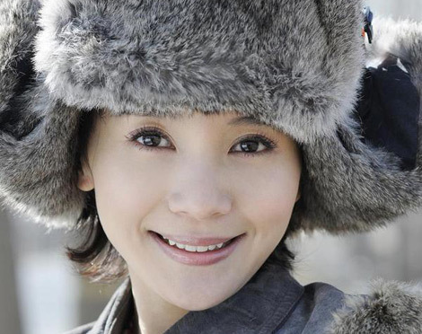 心机婊颂芝,刘钇彤戏里戏外两不同,多才多艺引赞誉