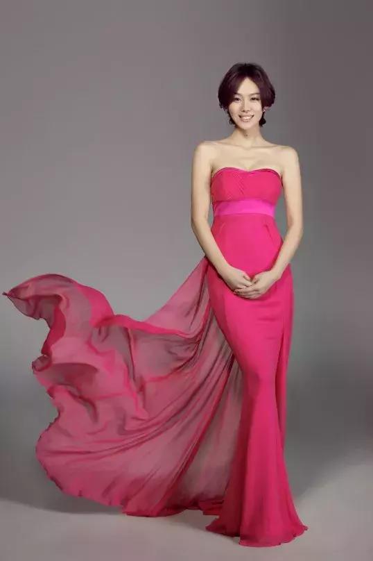 霸屏的姜妍:魅力与实力缺一不可