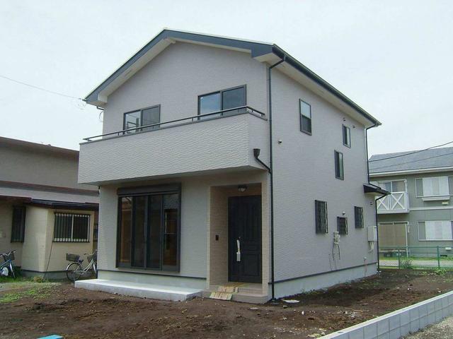 日本人口密度是中国的好几倍,凭什么普通人也能住独栋小楼房呢