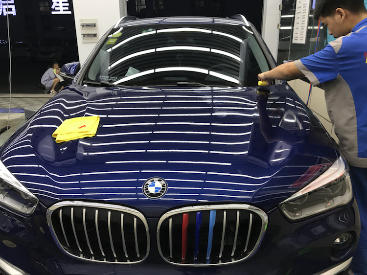 宝马x1镀晶后要贴车衣