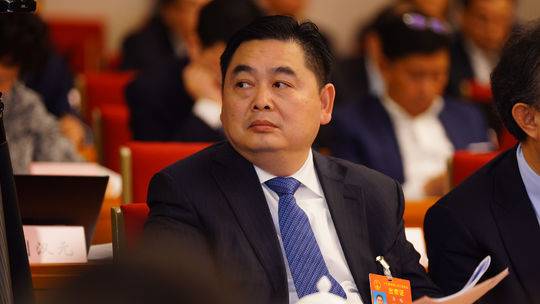 全国人大代表李飚:设立科技型民企疏困基金 提高基础科研积极性