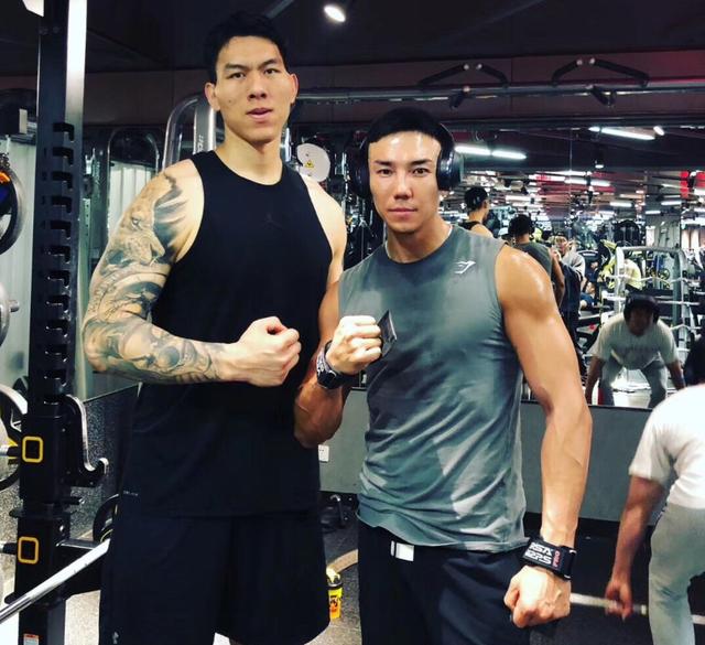 中国篮坛最强壮男人,出生体重仅2公斤,如今130公斤秒杀cba中锋