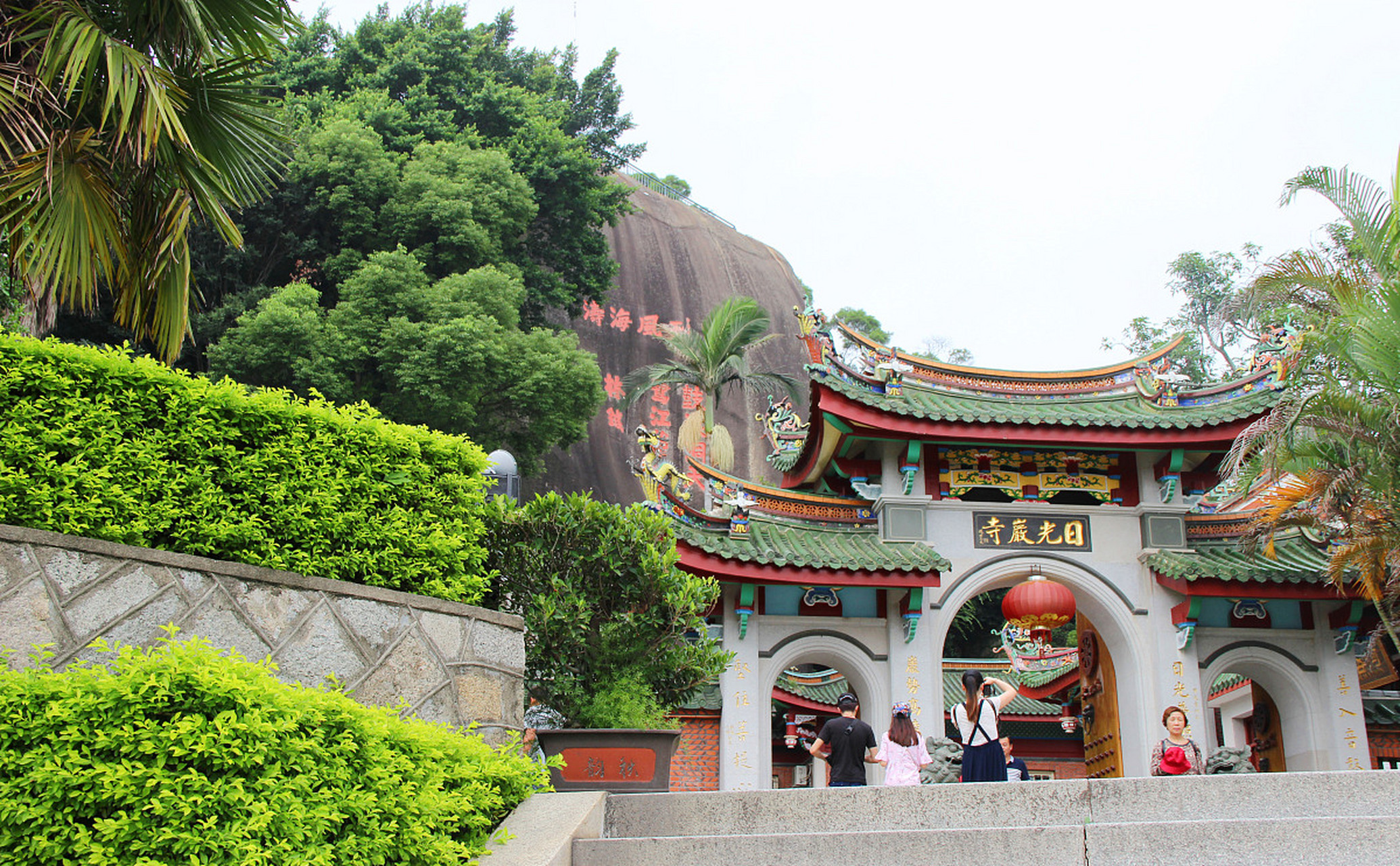 以下是同安好玩的旅游景点介绍:梵天寺,北辰山,同安影视城,莲花山公园