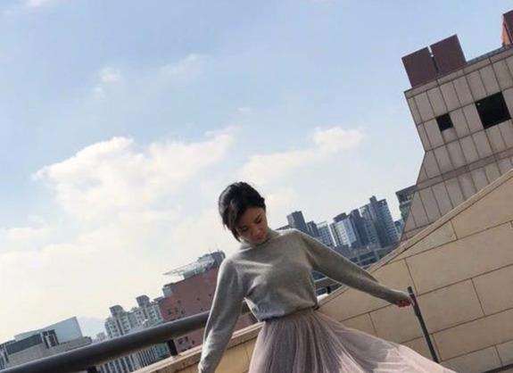 陈赫,伊一合体"狂野"写真,网友:放开那女孩,让我来!