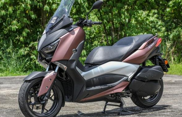 雅马哈xmax250踏板摩托车,海外售价34170元,通勤,运动都适用