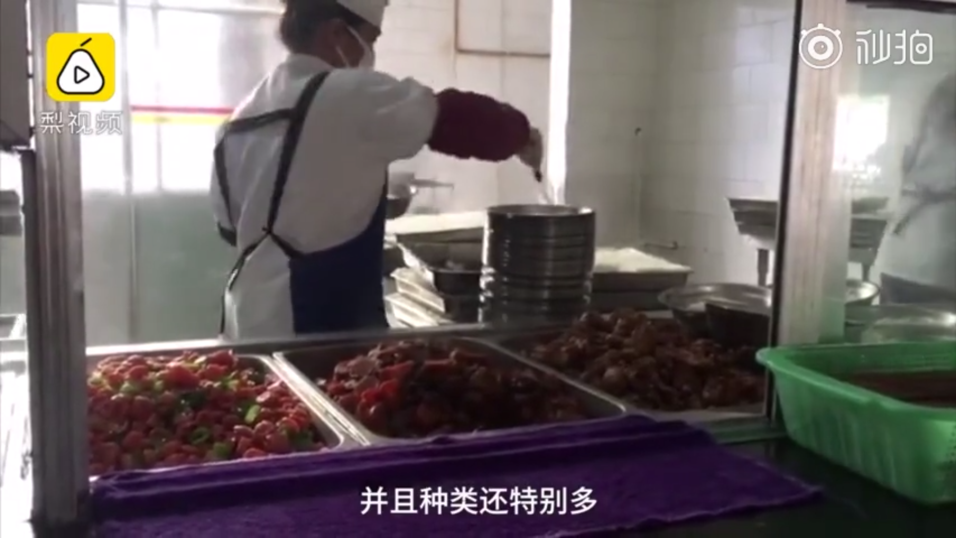 湖南桃源一中学食堂给学生充100元伙食费:学生称其有良心