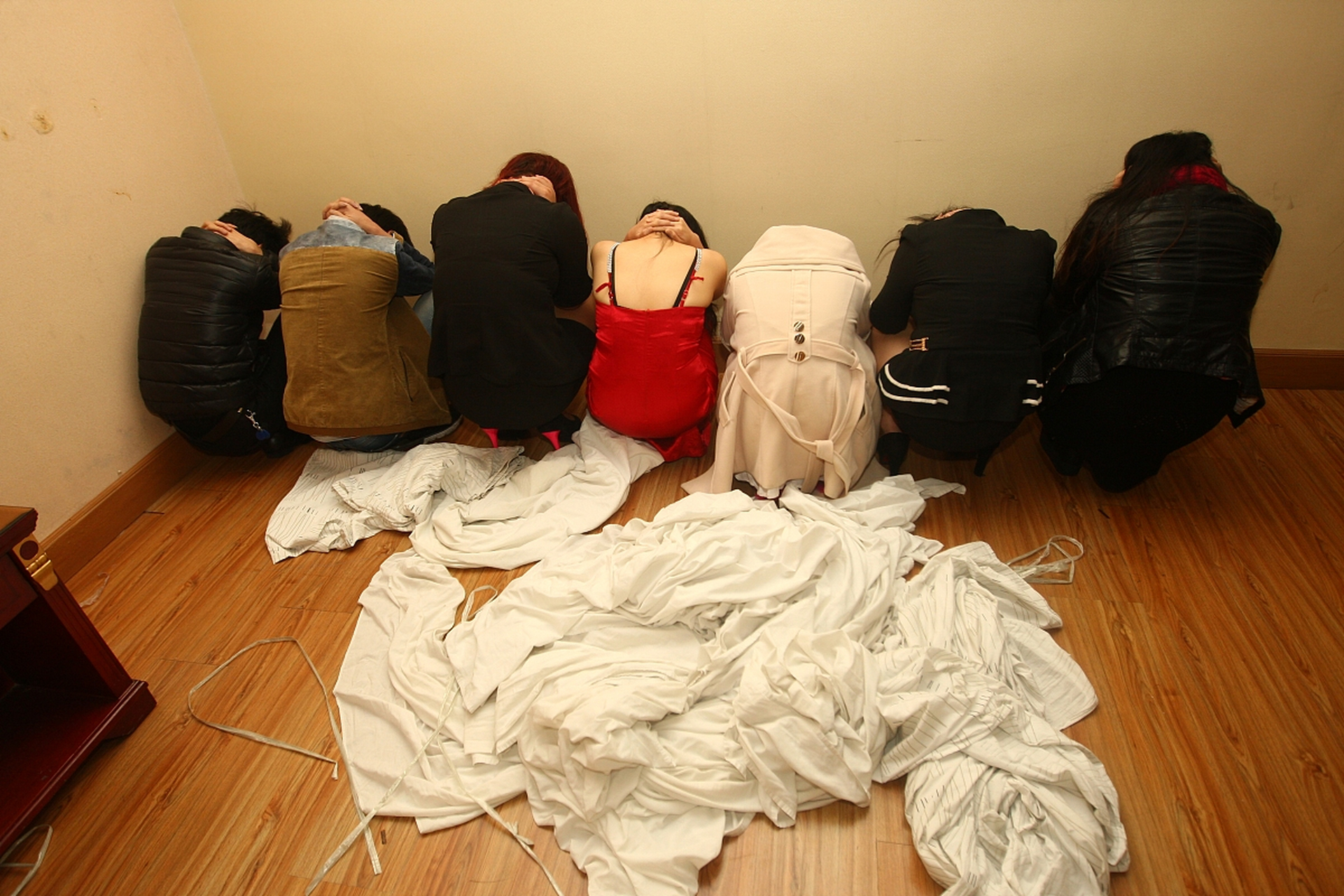 现在医疗行业反腐就像当年东莞扫黄一样,东莞的黄是全国人民都知道