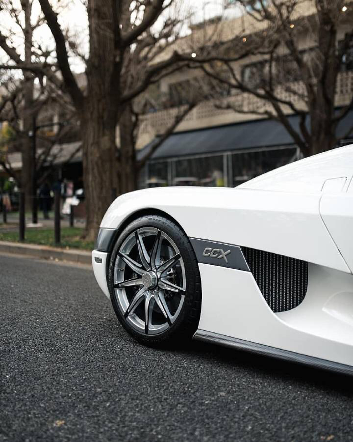 白色幽灵 柯尼塞格 cxx