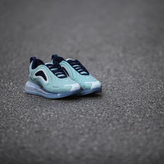 外表科幻,脚感澎湃!首发配色 air max 720 本周登场