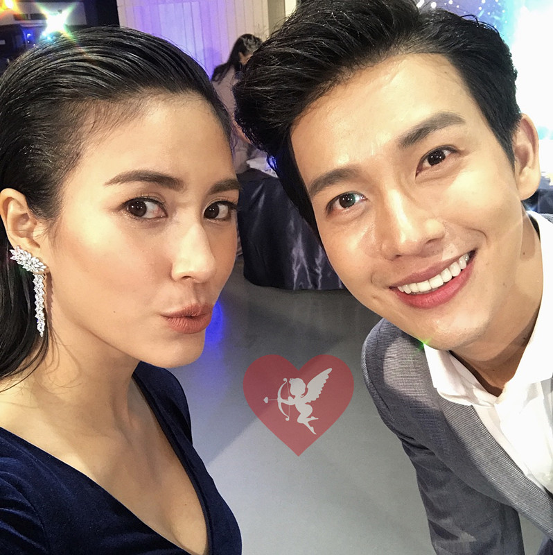 俩人相识于泰剧《幻梦》,因戏生情,今年又一起合作主演了最新泰剧