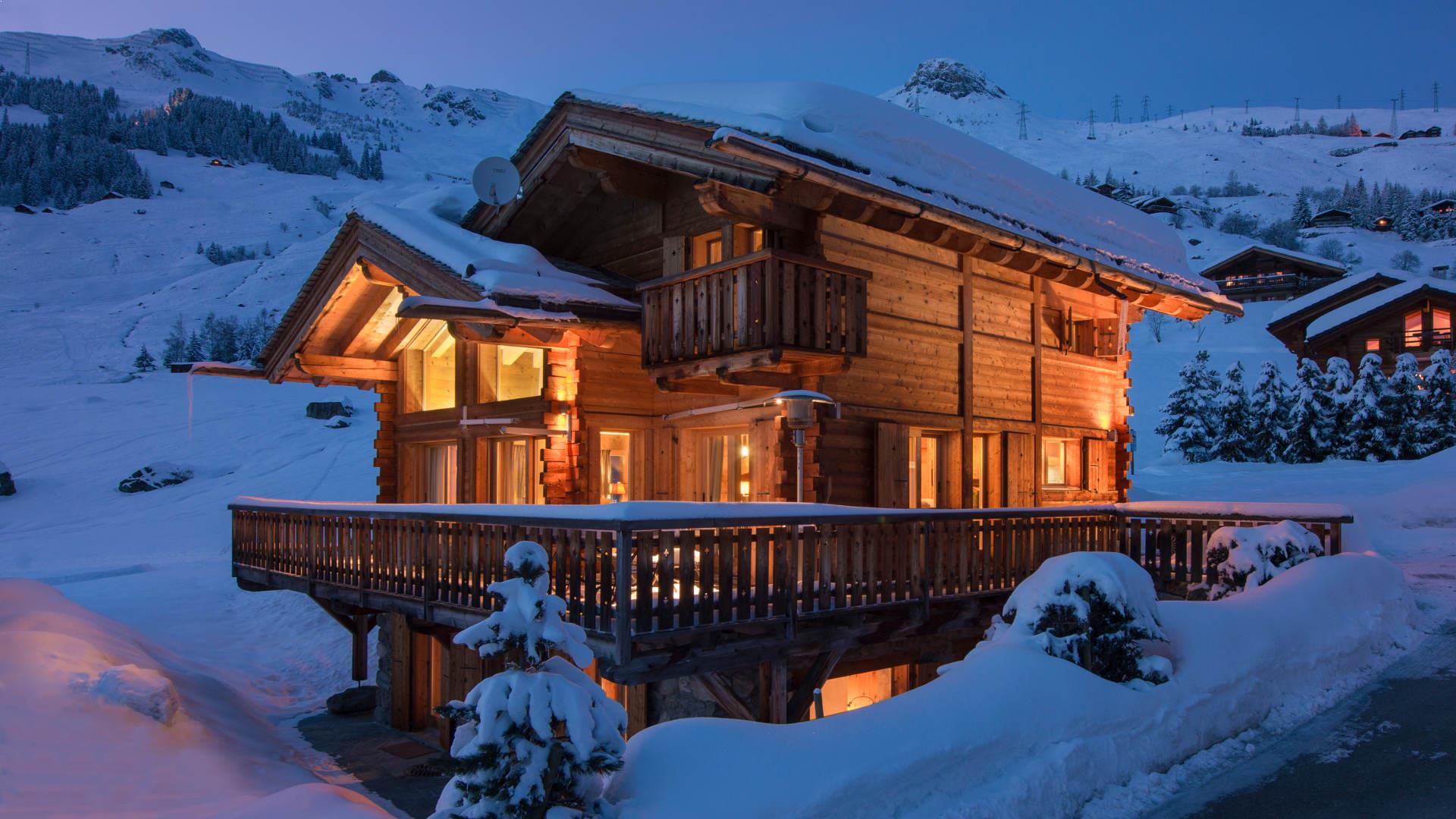 木屋酒店雪景