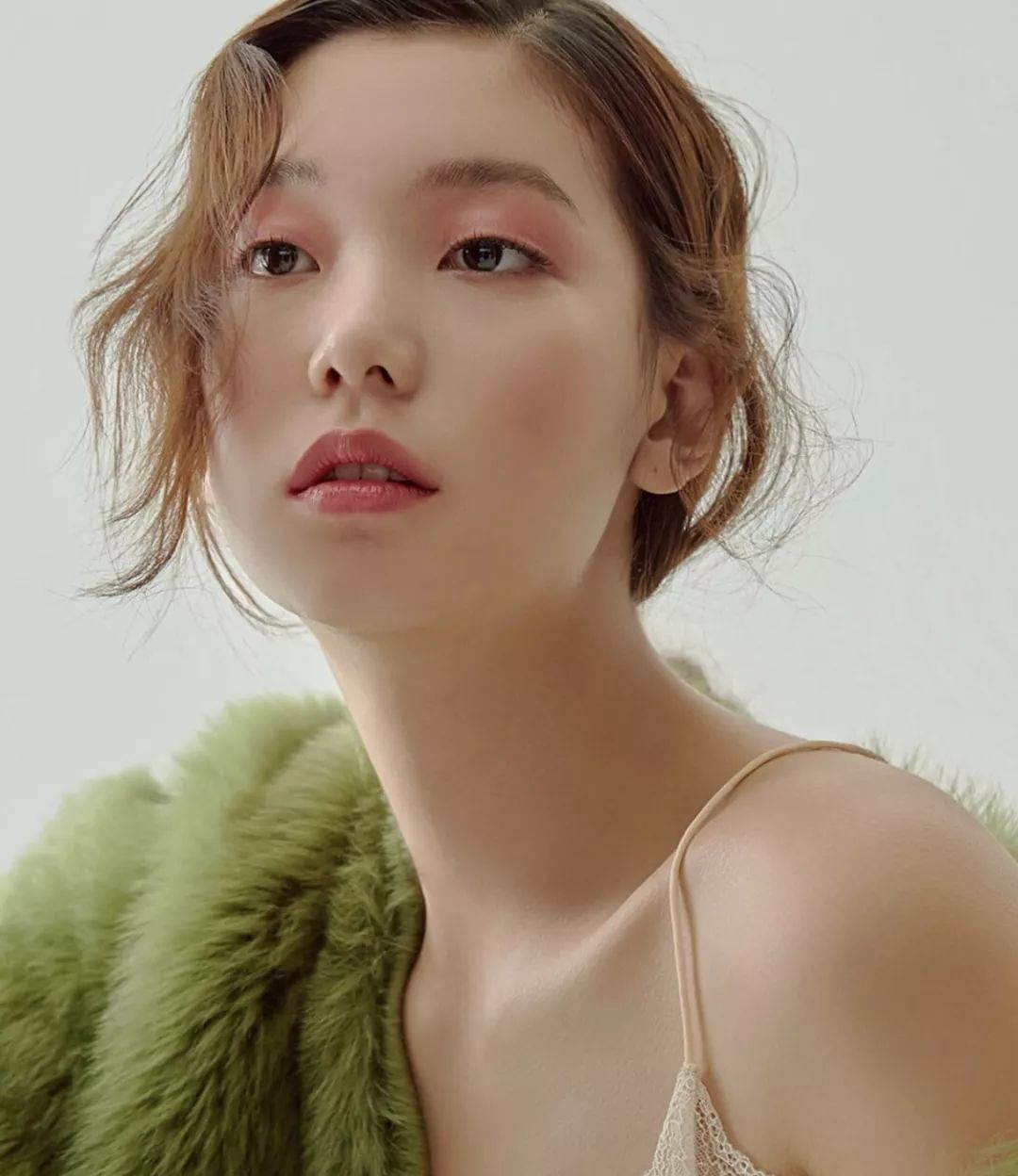 单眼皮 可甜可盐的穿搭,更是收割男神无数!