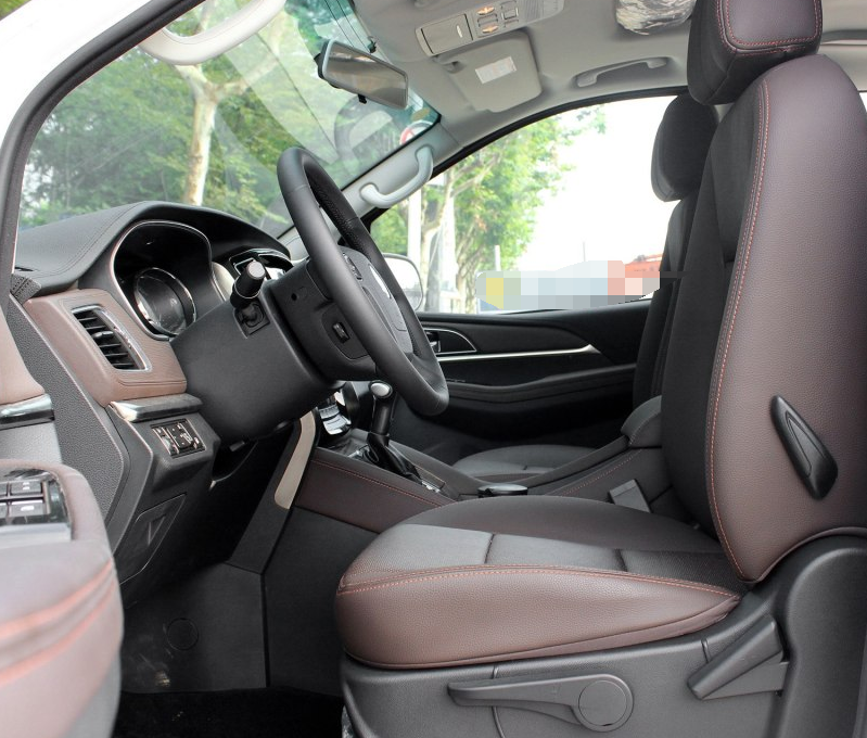 东风风行-风行cm7,全身设计比例很协调,气场非常足!