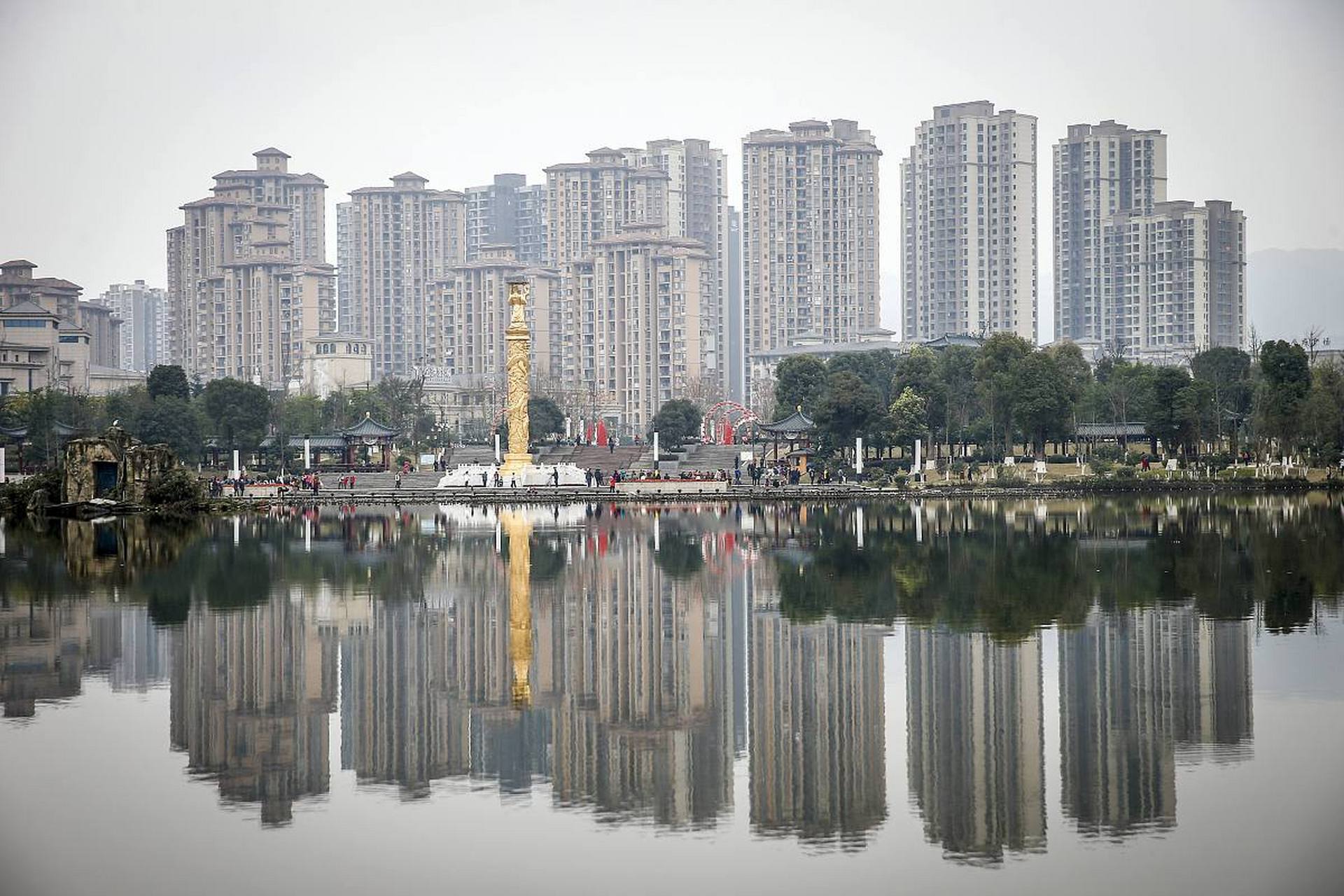 宝光桂湖文化旅游区位于成都市新都区桂湖中路109号,是一处集人文