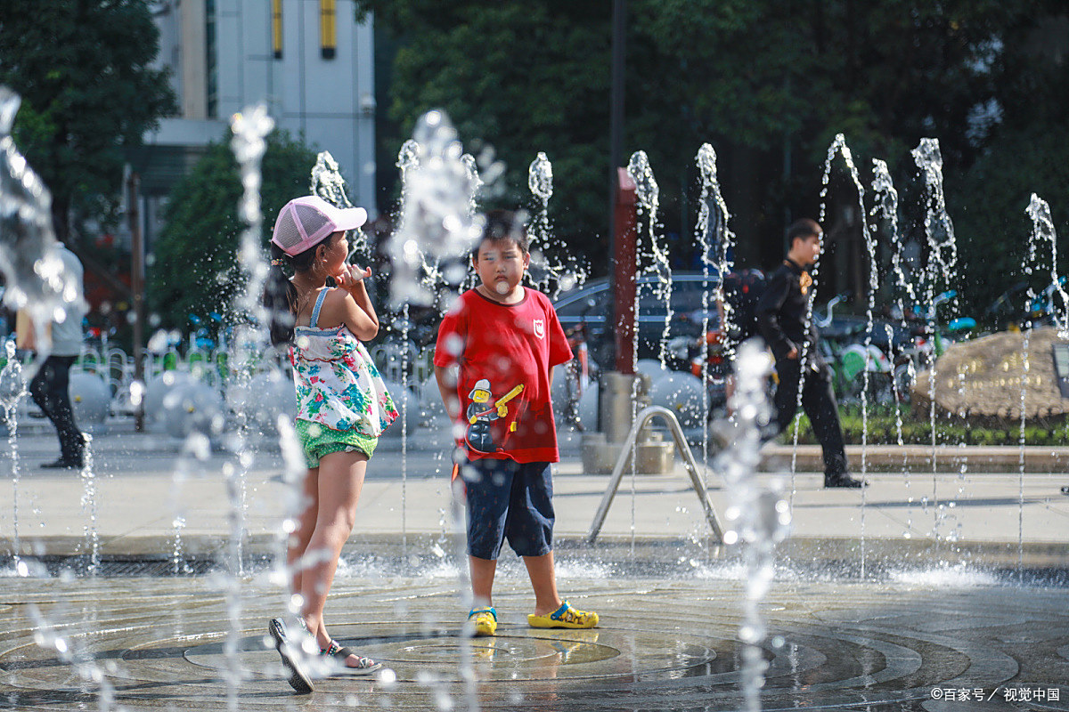 广场互动喷泉设计-打造热情洋溢的城市风景 音乐喷泉加工制作公司