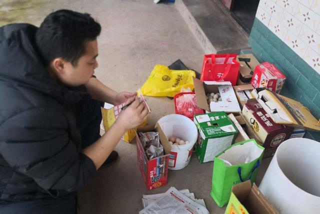 资阳交警左钊辉:从扶贫一线到战"疫"一线的坚守