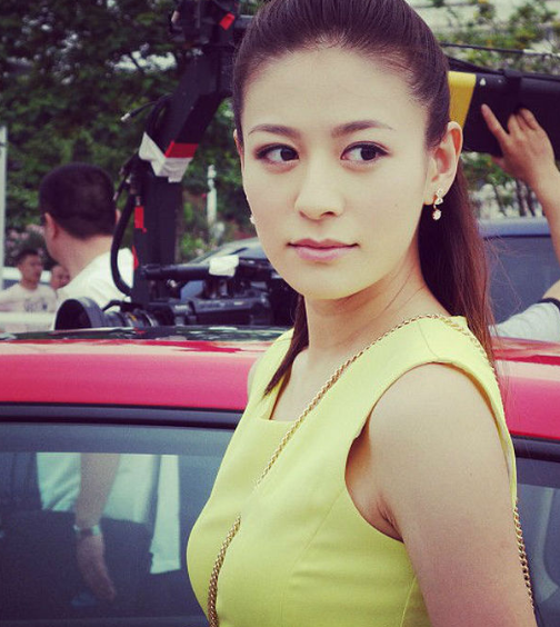 江若琳美照,网友:是不是谎报年龄了?明明31岁,偏偏像21岁!