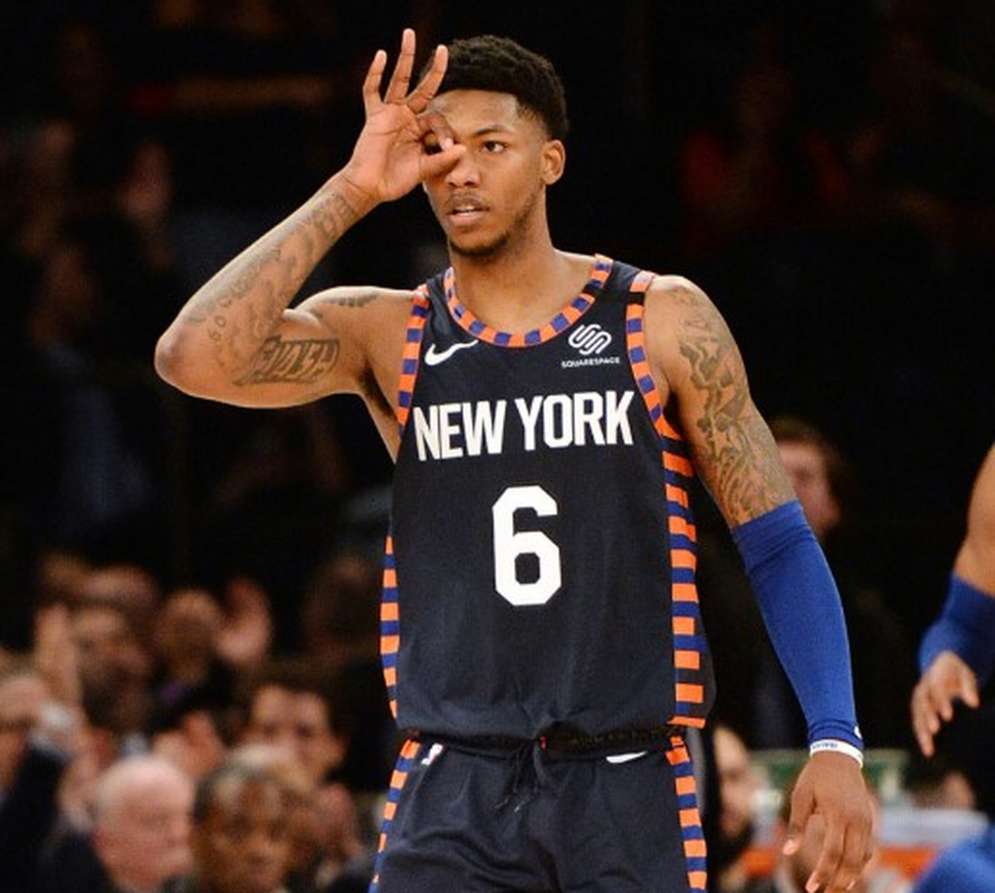 尼克斯球员埃尔弗里德-佩顿谈到迈克尔-乔丹的纪录片时说:"我最喜欢的