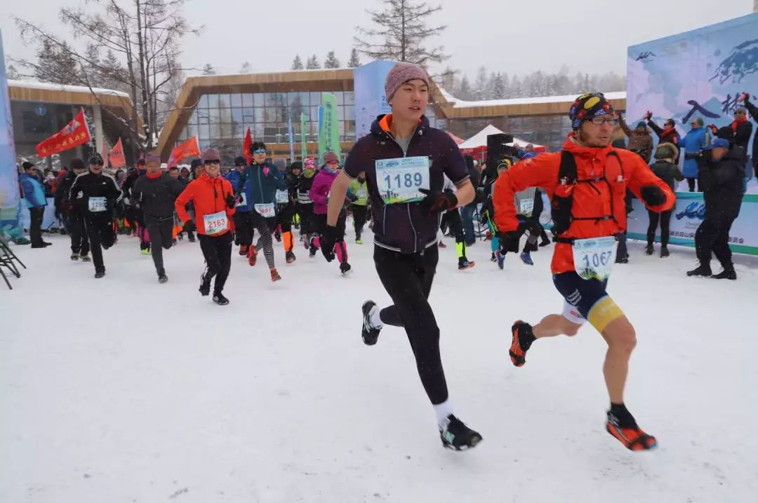 瑞士跑手长白雪马夺魁 雪地长跑给众跑手留下难忘印象