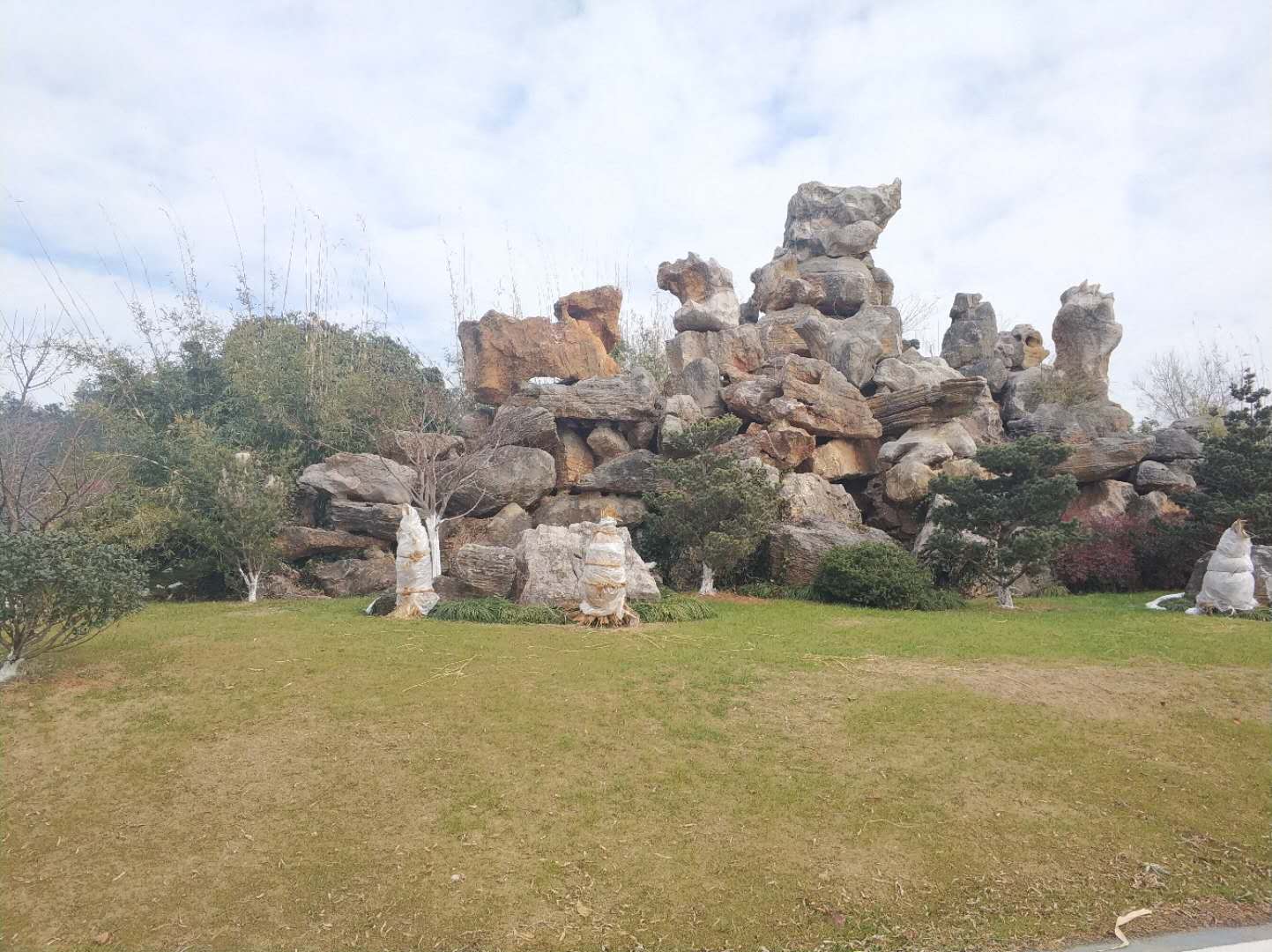 没想到在江宁锁石村,居然意外看到岳飞师傅周侗的墓!