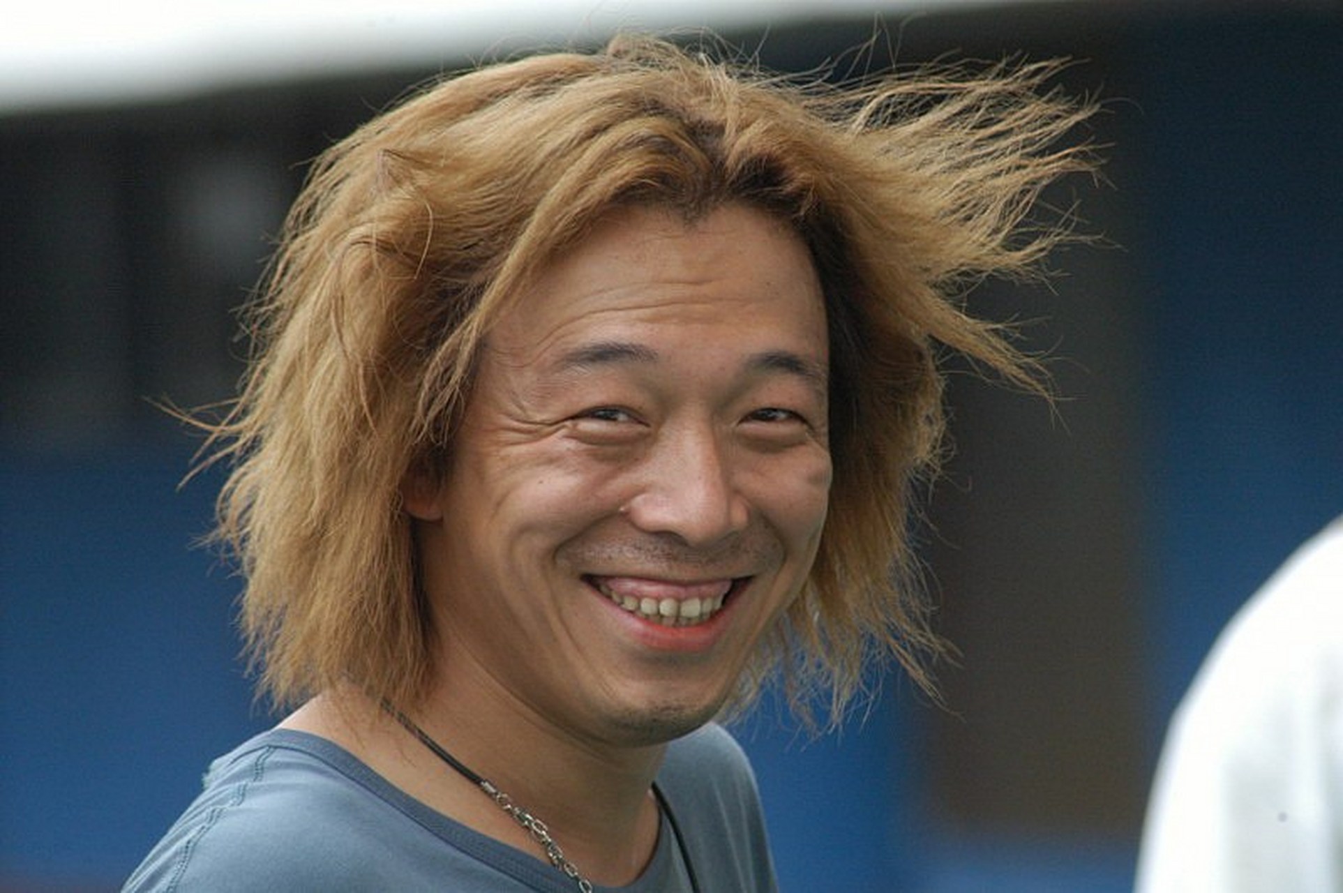 一次,在一场颁奖典礼上,黄渤被曾志伟当面嘲笑