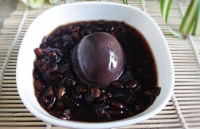 为什么例假是黑色的的粘稠分泌物为什么在线