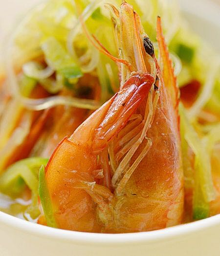 每日家常食谱:萝卜粉丝炖鲜虾