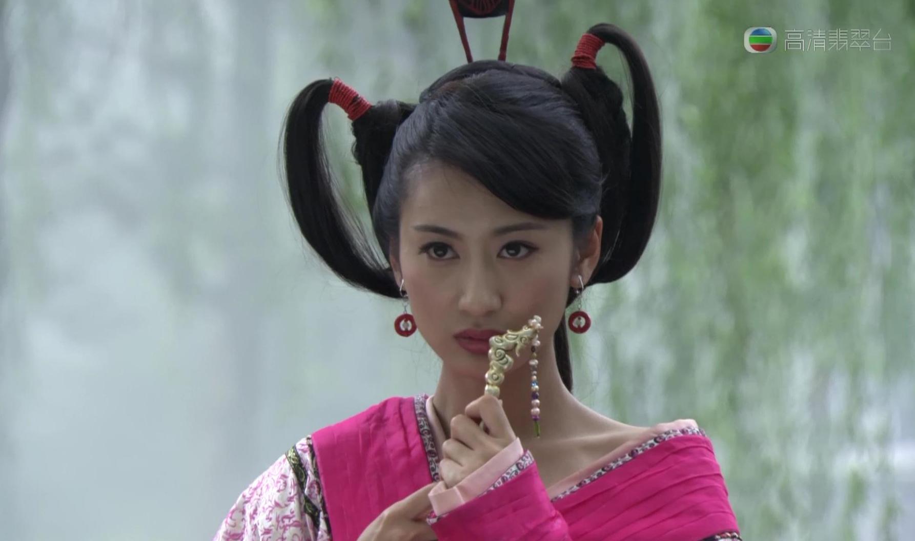 凤穿芍药步摇,玲珑双蝶步摇,镇国十二步摇……哪支步摇最奢美?