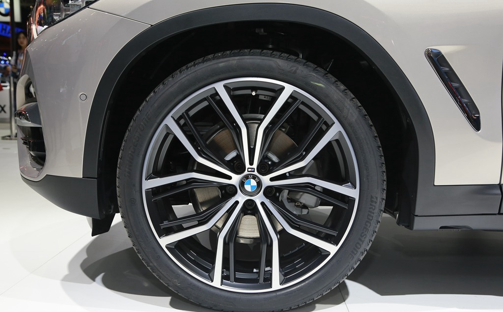 对宝马x3的鉴赏与浅析,高清大图,尽情欣赏