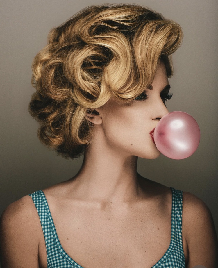 "太平公主"拍照怎么办?摄影师用吹泡泡这一招让画面窈窕起来