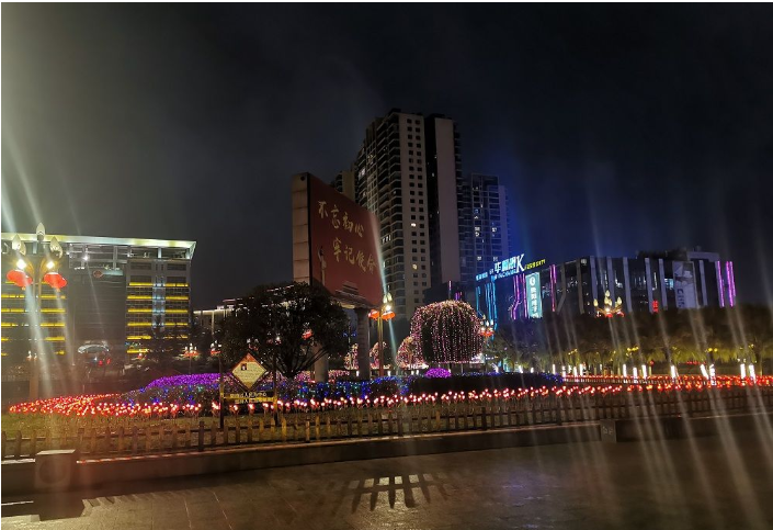 仁怀中枢夜景图片