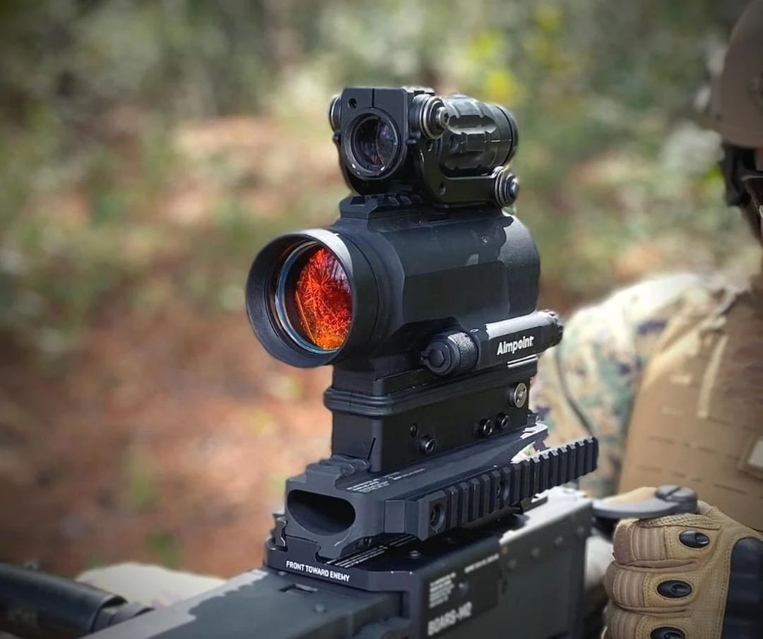 武器更要配好瞄!不同视界中的镜子,最爱瑞典aimpoint瞄具写真