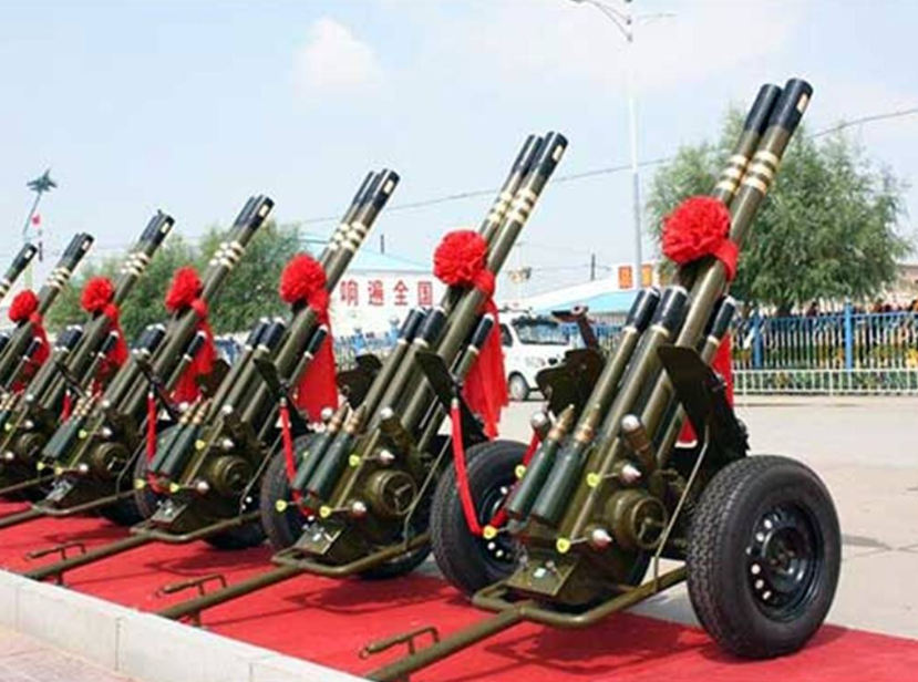中国第32代礼炮兵,24人被誉"最帅兵种",3秒内让8门礼炮齐射!