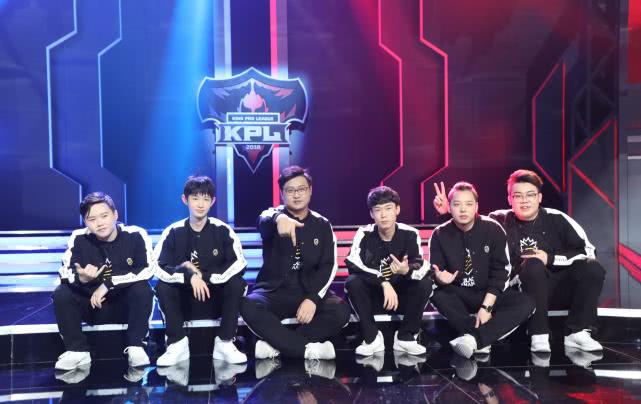 ba元老选手小兽退役转型主播 曾率队创16连胜奇迹