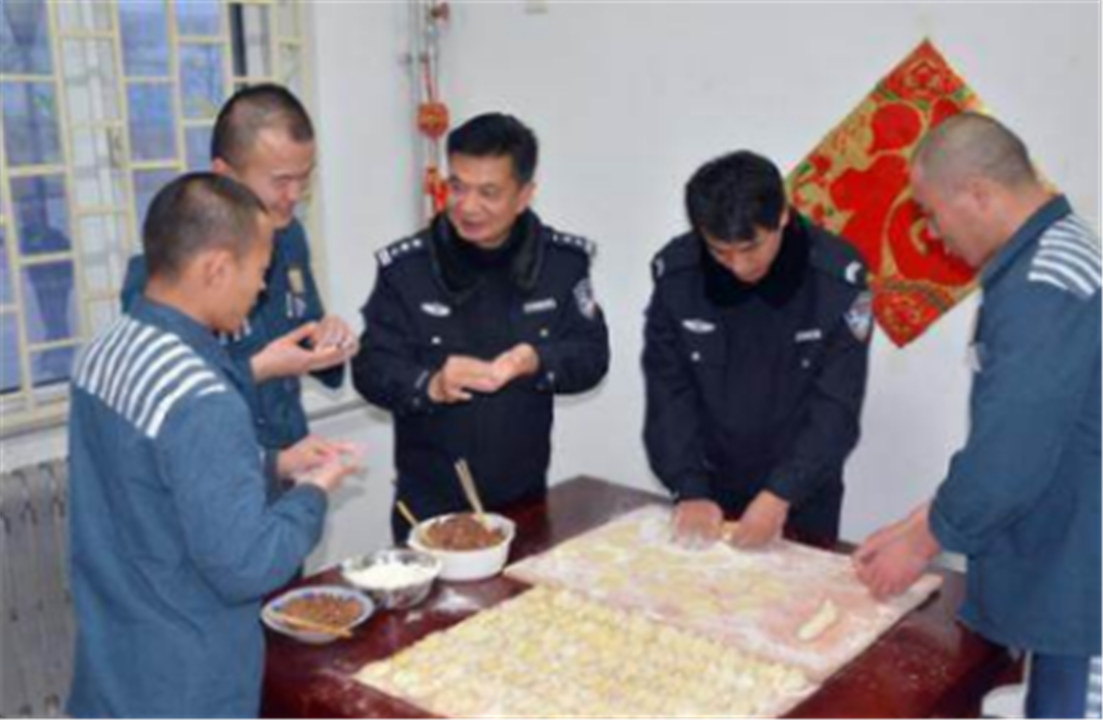 犯人在监狱三餐都吃什么,是什么伙食?答案或许和你想的不一样