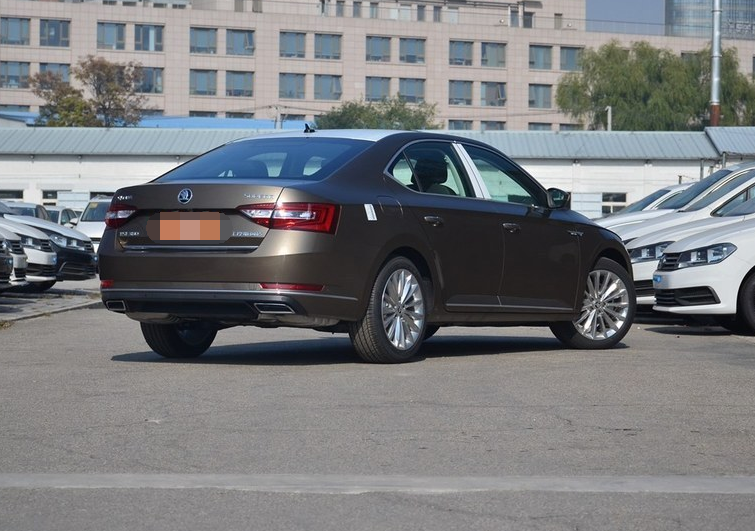 速派tsi380dsg旗舰版,看着中庸大气,造型经典不过时