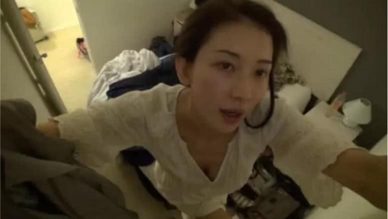 林志玲穿透视睡衣在酒店,身材火辣抢镜,图4看得尴尬症都犯了!