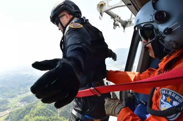 直击嘉兴红鹰突击队首次空中集训!