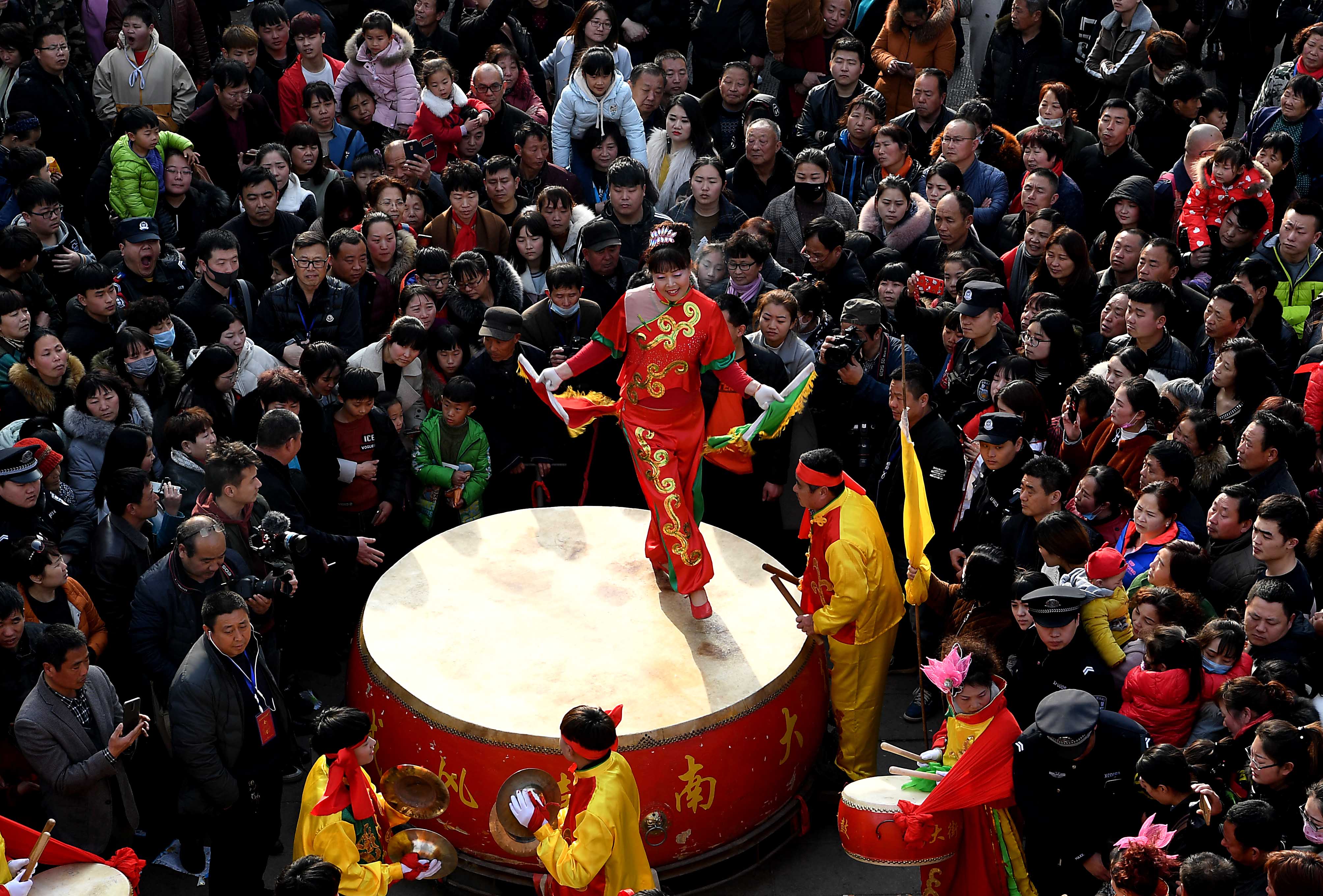 中原古庙会 社火闹元宵(2)