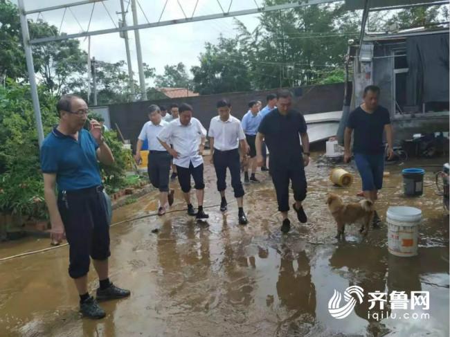 日照强降雨致两镇受灾严重 2人失踪18处河道被冲毁