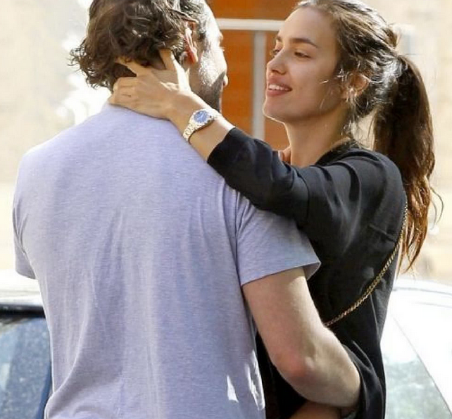 c罗前女友伊莲娜又结新欢?大街上甜蜜秀恩爱,原来是他!