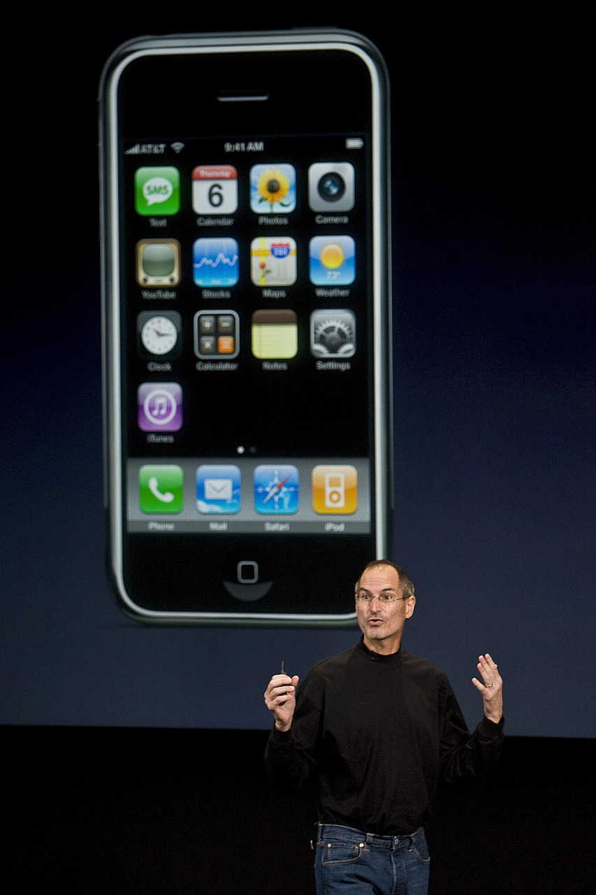 ios 18是否会对苹果公司的业绩产生影响?对此我持肯定态度.
