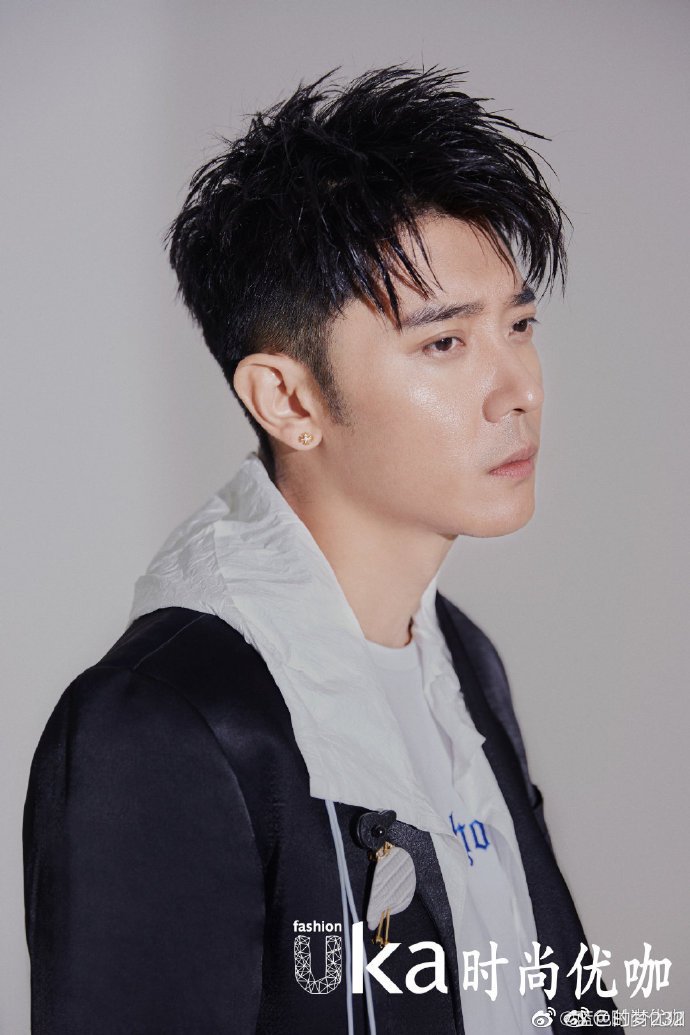 万物皆可云##张丹峰虎啸关岭#你眼里有笑 声音里